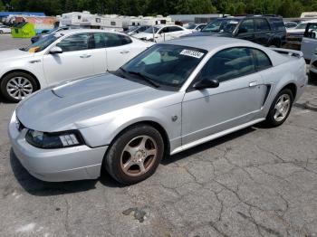  Salvage Ford Mustang