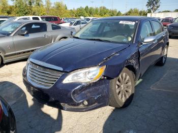  Salvage Chrysler 200