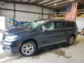  Salvage Chrysler Pacifica