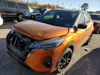  Salvage Nissan Kicks