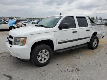  Salvage Chevrolet Avalanche