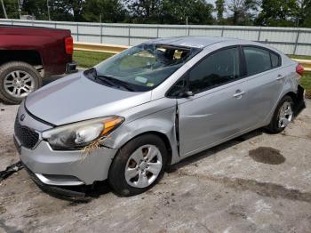  Salvage Kia Forte