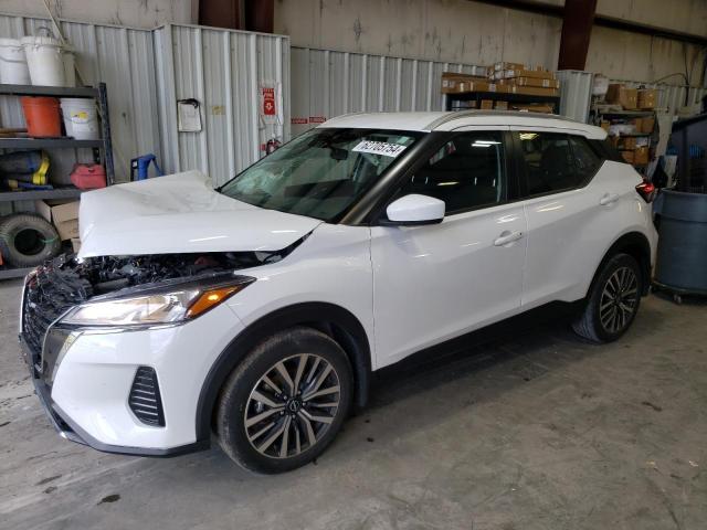  Salvage Nissan Kicks