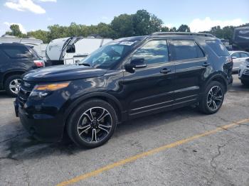  Salvage Ford Explorer