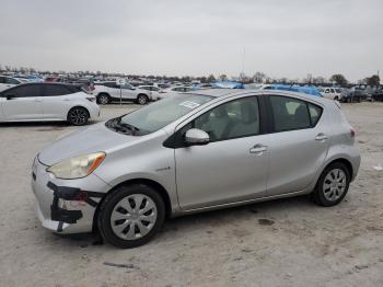  Salvage Toyota Prius