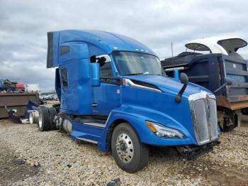  Salvage Kenworth Constructi