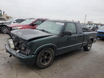  Salvage Chevrolet S-10