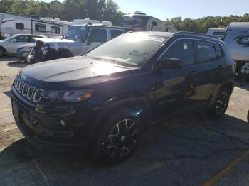  Salvage Jeep Compass