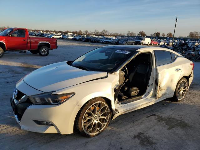  Salvage Nissan Maxima