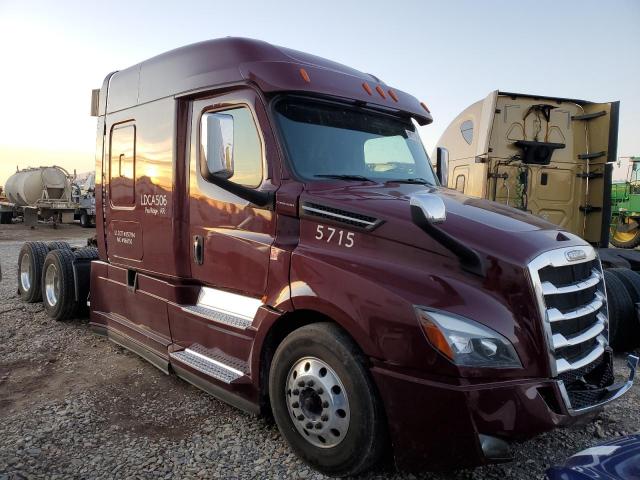  Salvage Freightliner Cascadia 1