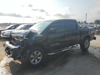  Salvage Nissan Titan