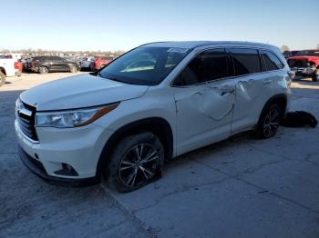  Salvage Toyota Highlander