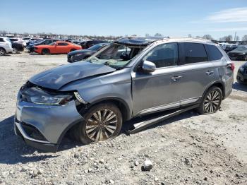  Salvage Mitsubishi Outlander