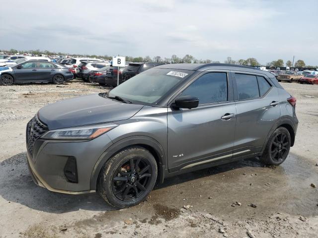  Salvage Nissan Kicks
