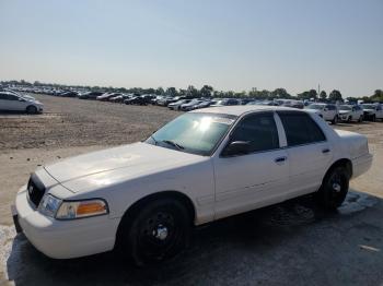  Salvage Ford Crown Vic