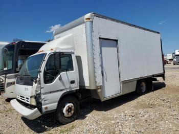  Salvage Isuzu Npr