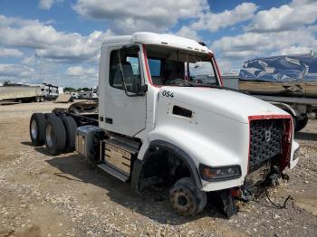  Salvage Volvo Vhd