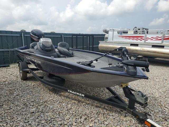  Salvage Tracker Boat