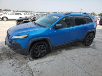  Salvage Jeep Cherokee