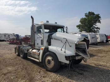  Salvage Freightliner Convention