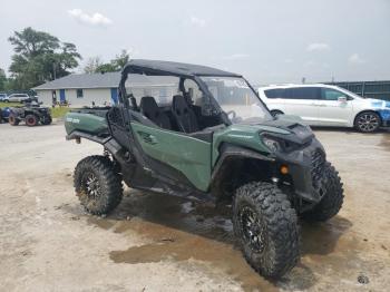  Salvage Can-Am Commander