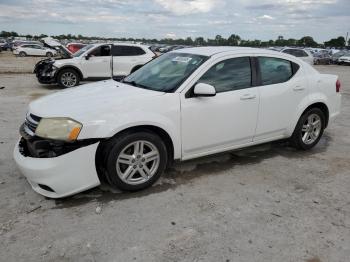  Salvage Dodge Avenger