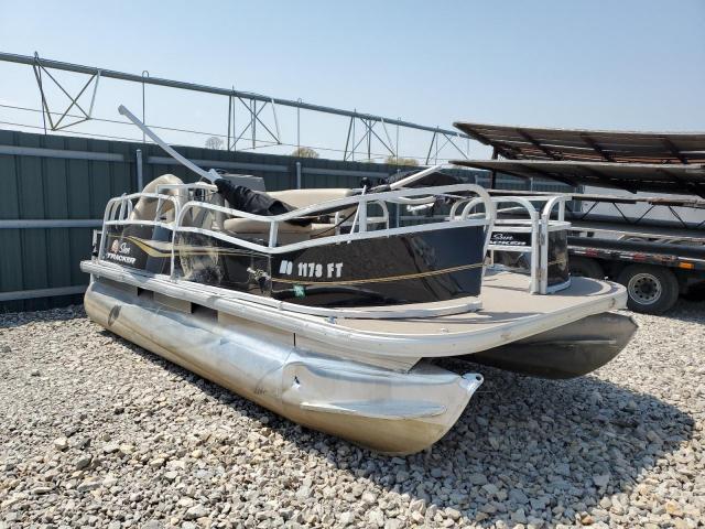  Salvage Sunbird Boat