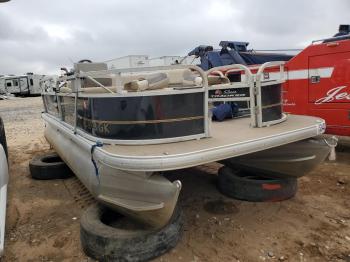  Salvage Sun Tracker Bass Buggy