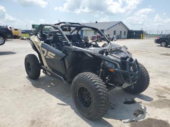  Salvage Can-Am Maverick X3 Turbo Rr