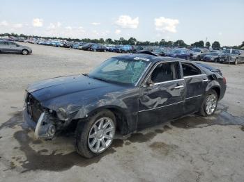  Salvage Chrysler 300