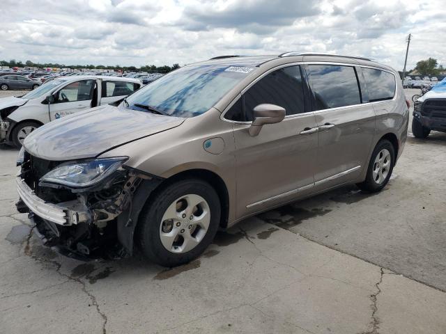  Salvage Chrysler Pacifica