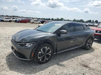  Salvage Kia EV6