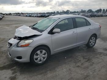  Salvage Toyota Yaris