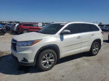  Salvage Toyota Highlander