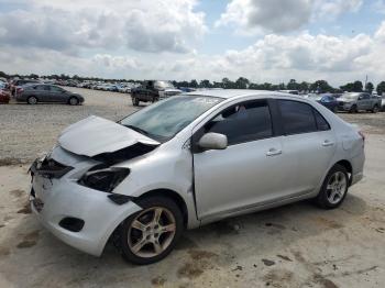  Salvage Toyota Yaris