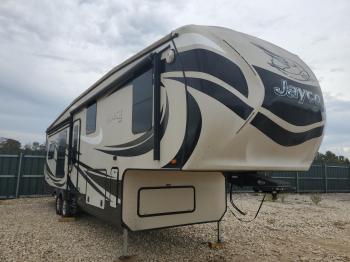  Salvage Jayco Pinnacle
