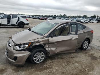  Salvage Hyundai ACCENT