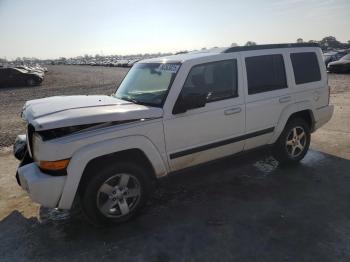  Salvage Jeep Commander