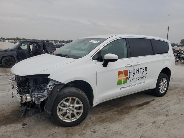  Salvage Chrysler Minivan