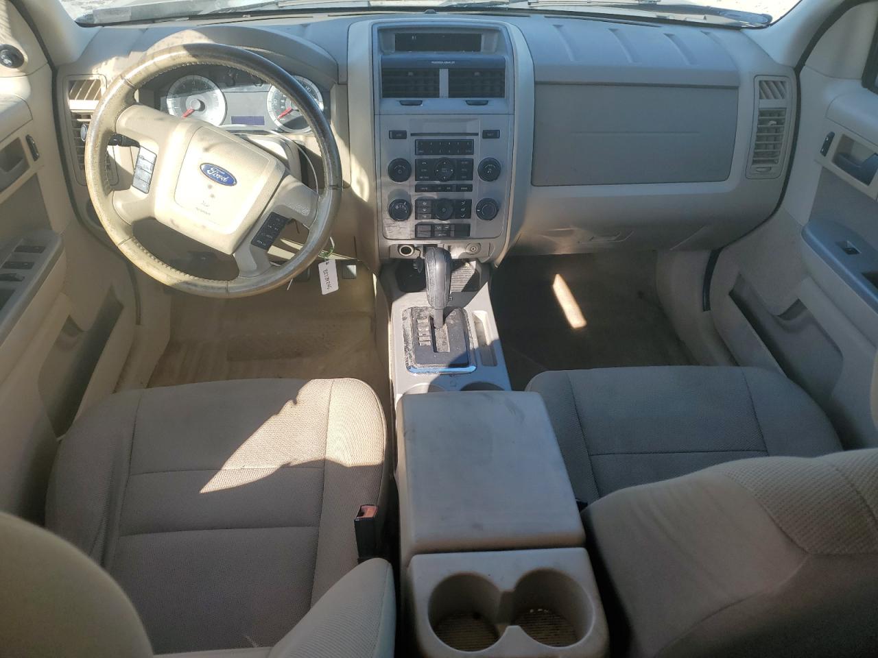 Ford Escape Xlt Image 9