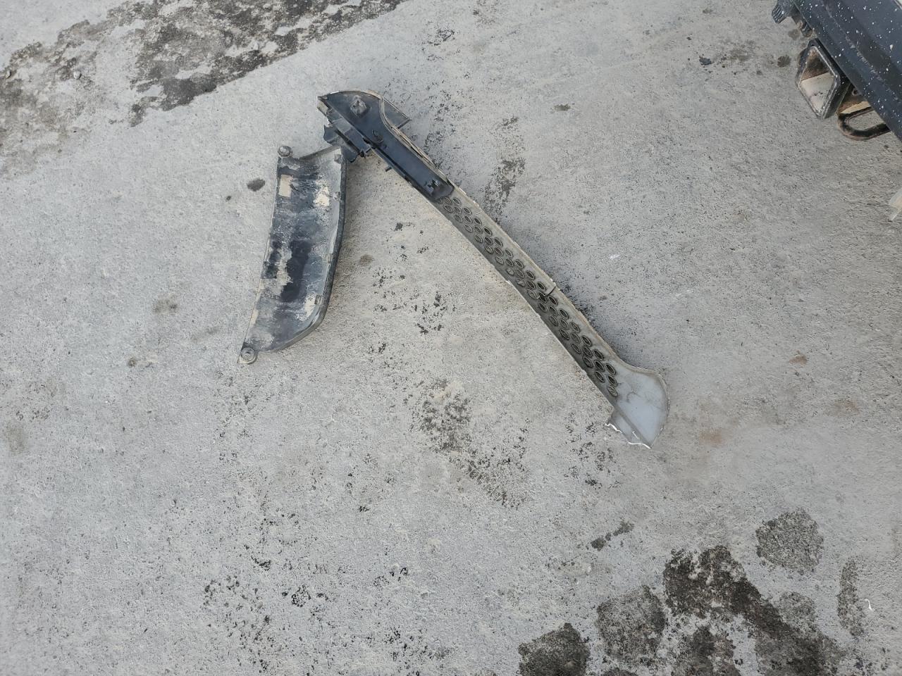 Ford Explorer Xlt Image 8