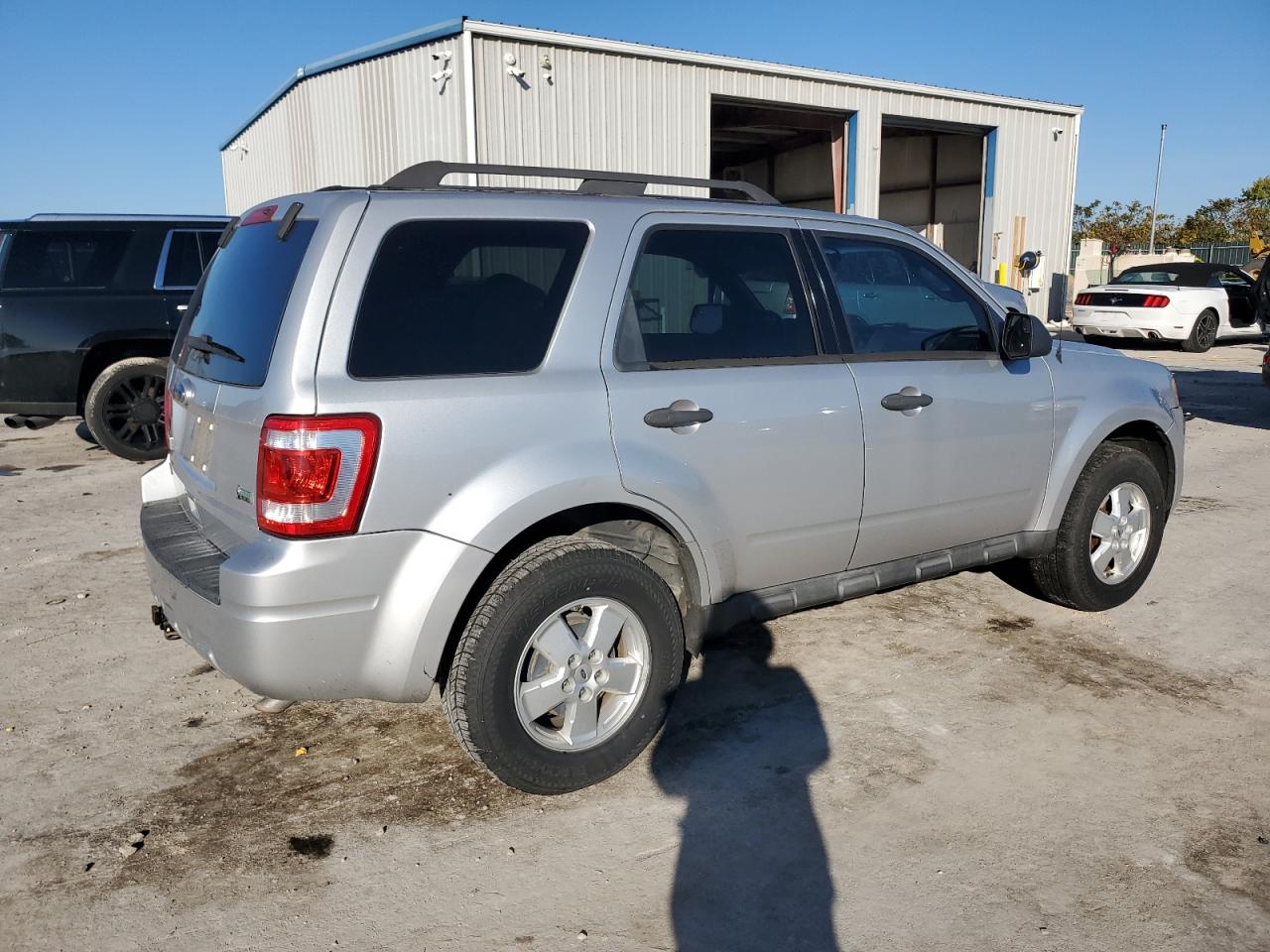 Ford Escape Xlt Image 3
