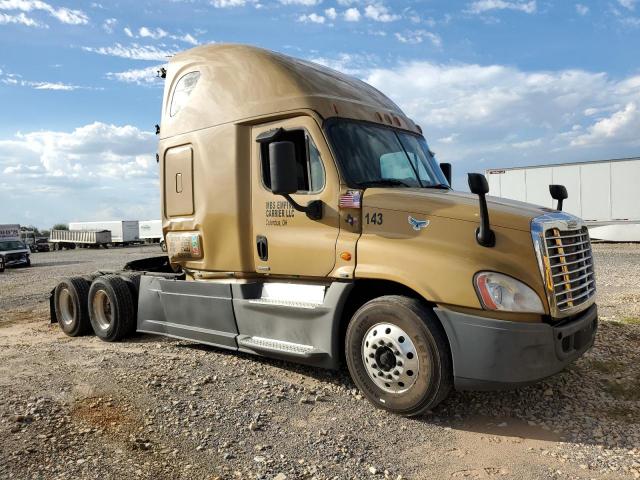  Salvage Freightliner Cascadia 1