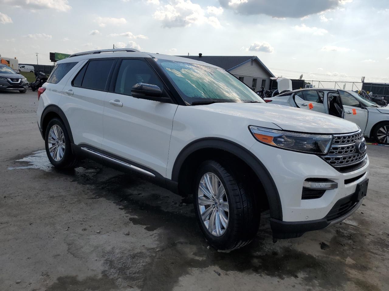 Ford Explorer Limited Image 6