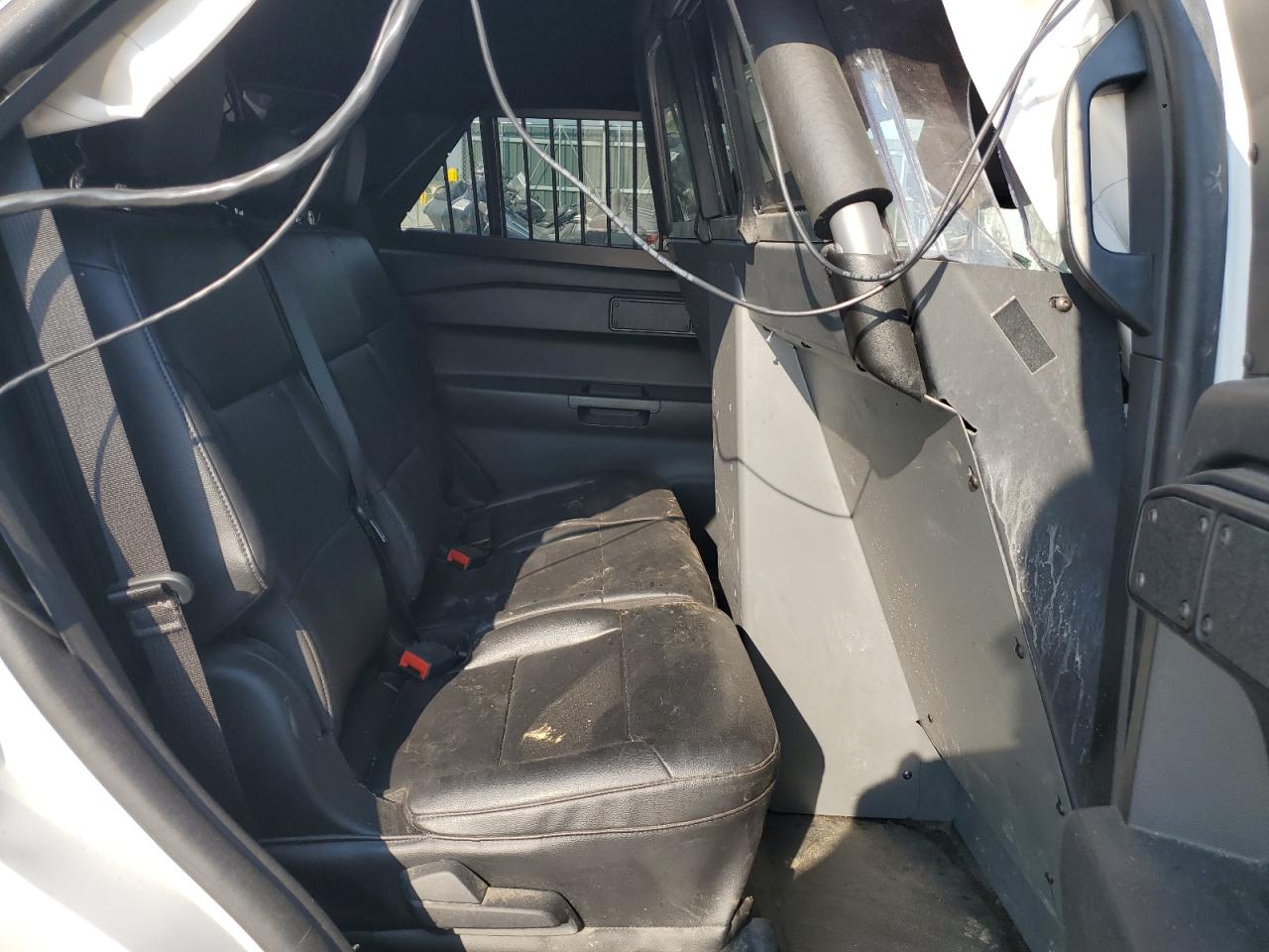 Ford Explorer Police Interceptor Image 10