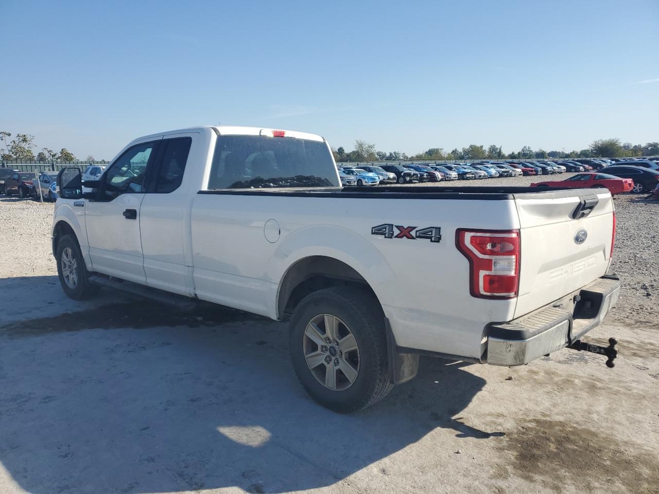 Ford F-150 Super Cab Image 3