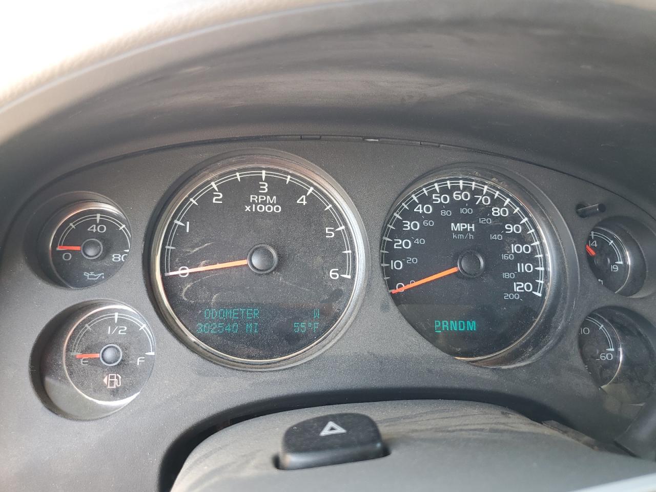 GMC Yukon Slt Image 2