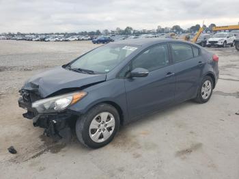  Salvage Kia Forte