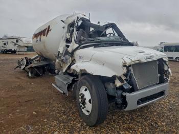  Salvage Freightliner M2 106 Med