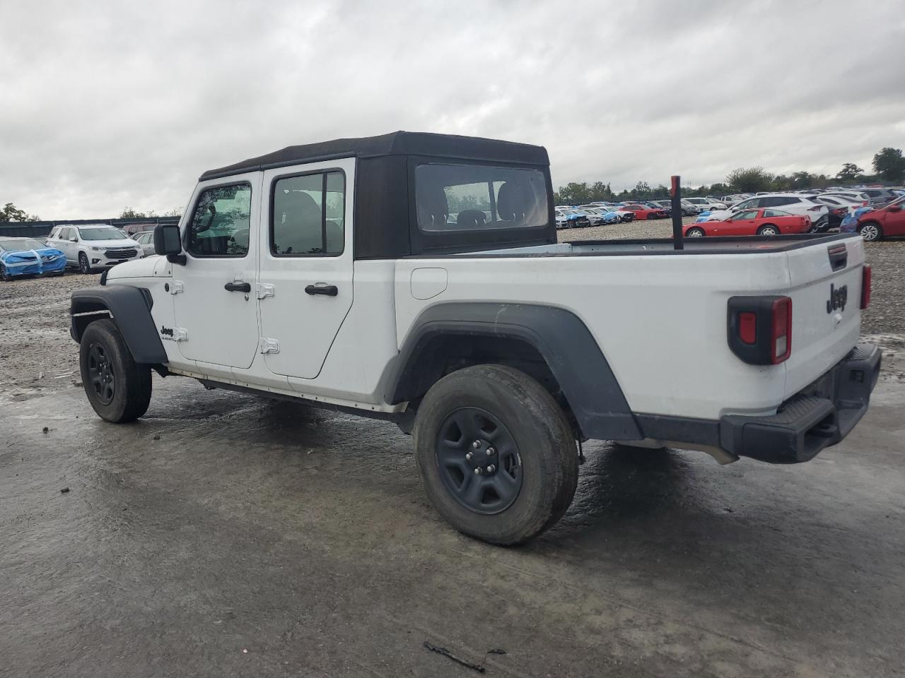 Jeep Gladiator Sport Image 2